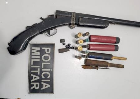 Após ameaça, Polícia Militar prende homem com arma de fogo