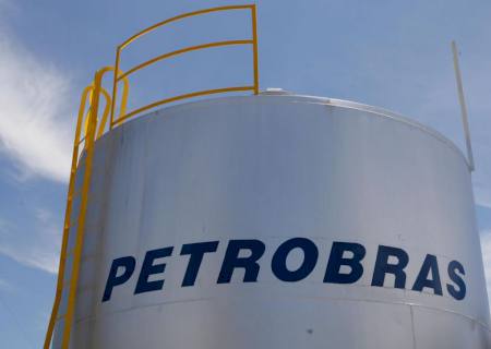 Preço do diesel em refinarias da Petrobras cai 7% e da gasolina 5%