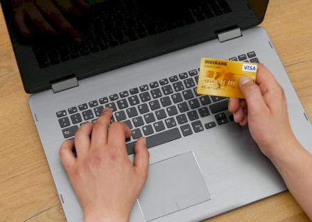 Por que os consumidores ainda desconfiam da Black Friday e como isso pode mudar?