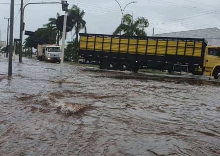 Instabilidades se mantém nesta sexta-feira, com possibilidade de chuva a qualquer hora do dia