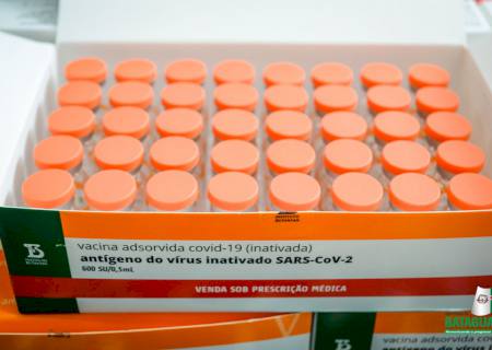 Anvisa decide hoje sobre uso emergencial de mais doses da CoronaVac