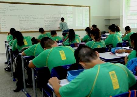 Governo investe R$ 3,6 mi em itens de prevenção à Covid-19 para a volta às aulas na Rede Estadual de Ensino