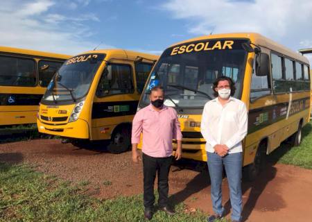 Prefeitura de Batayporã garante mais dois ônibus para transporte escolar