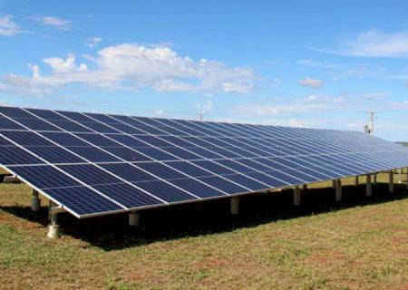 Parceria capacita pessoas de baixa renda para atuarem no promissor mercado da energia solar