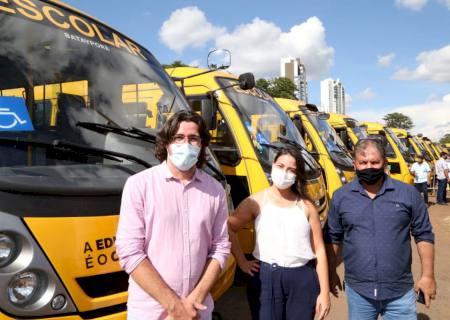 Parceria com o Estado garante dois novos ônibus escolares para Batayporã