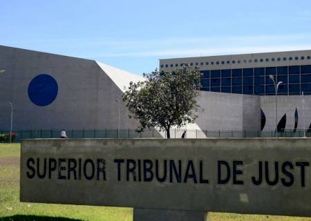 STJ autoriza mulher arrependida a retomar o nome de solteira