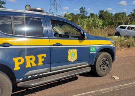 PRF recupera veículo em Água Clara
