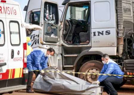 Corpo de caminhoneiro com suspeita de covid-19 é encontrado em Campo Grande