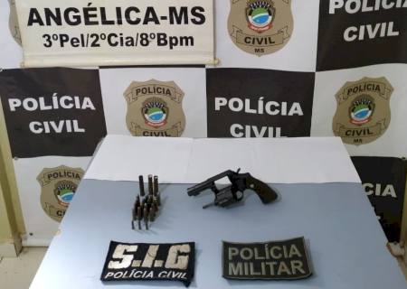 Homem que ameaçava esposa de morte é preso com revólver e munições em Angélica
