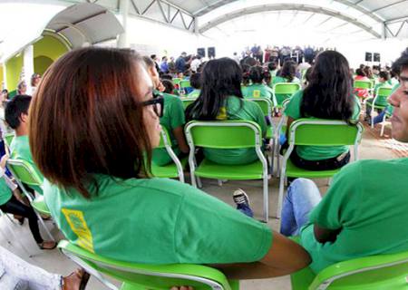 Bandeiras do Prosseguir vão determinar quantidade de alunos em sala de aula