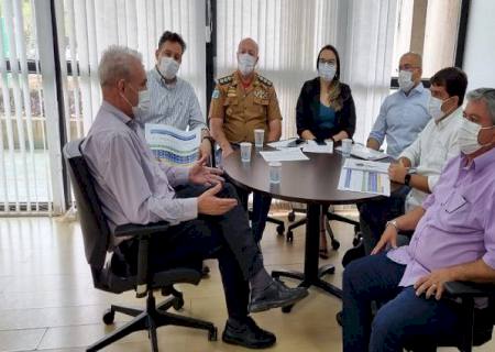 Governo do Estado e municípios discutem estratégias para intensificar vacinação em MS