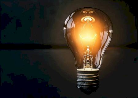 Reinaldo Azambuja sanciona lei que reduz ICMS da energia elétrica para 1 milhão de unidades consumidoras