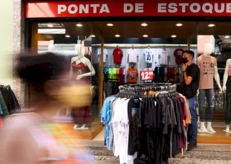 Desemprego cai para 13,7%, revela pesquisa do Ipea