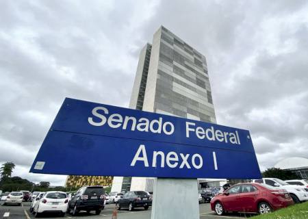 Reforma tributária: relatório eleva imposto sobre bebida e cigarro