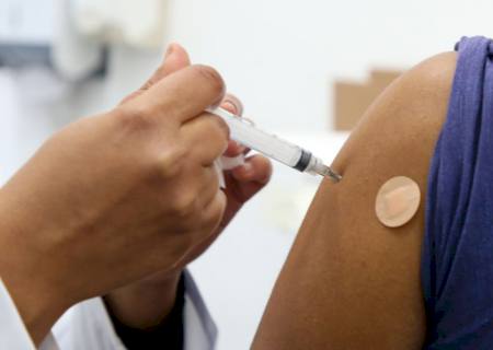 MS atinge marca de 60% da população geral imunizada contra a Covid-19