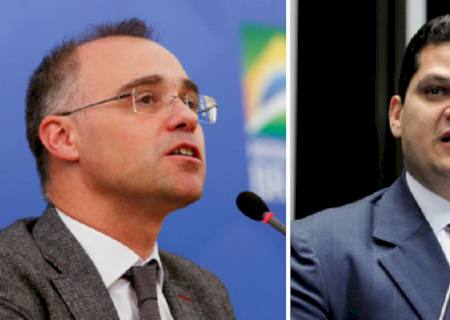 Alcolumbre diz que pretende segurar sabatina até 2023