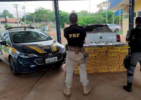 PRF apreende meia tonelada de maconha em Três Lagoas