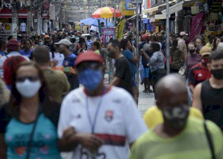 IBGE: desemprego cai para 13,2% no trimestre encerrado em agosto