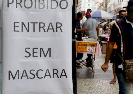 Na Câmara, especialistas defendem uso de máscaras mesmo com vacinação