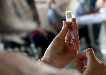 Dia D de vacinação terá atendimento das 8h às 20h nesta terça (7) em Batayporã
