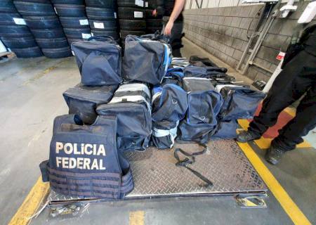 Polícia Federal apreende cerca 480 kg de cocaína em exportadora de Paranaguá