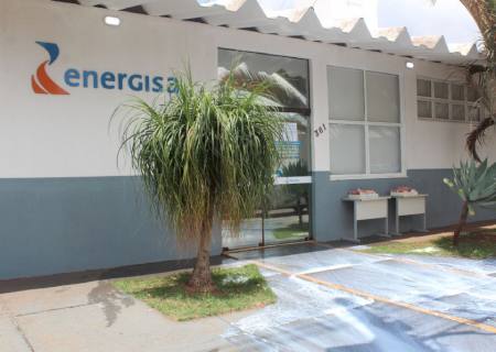 Energisa pede à Aneel para se livrar de ressarcir clientes por apagão que causou prejuízos em MS