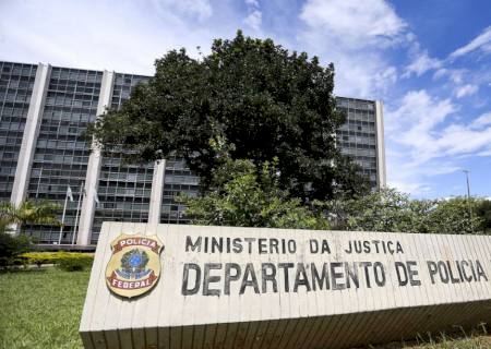 PF conclui que presidente não cometeu crime no caso Covaxin