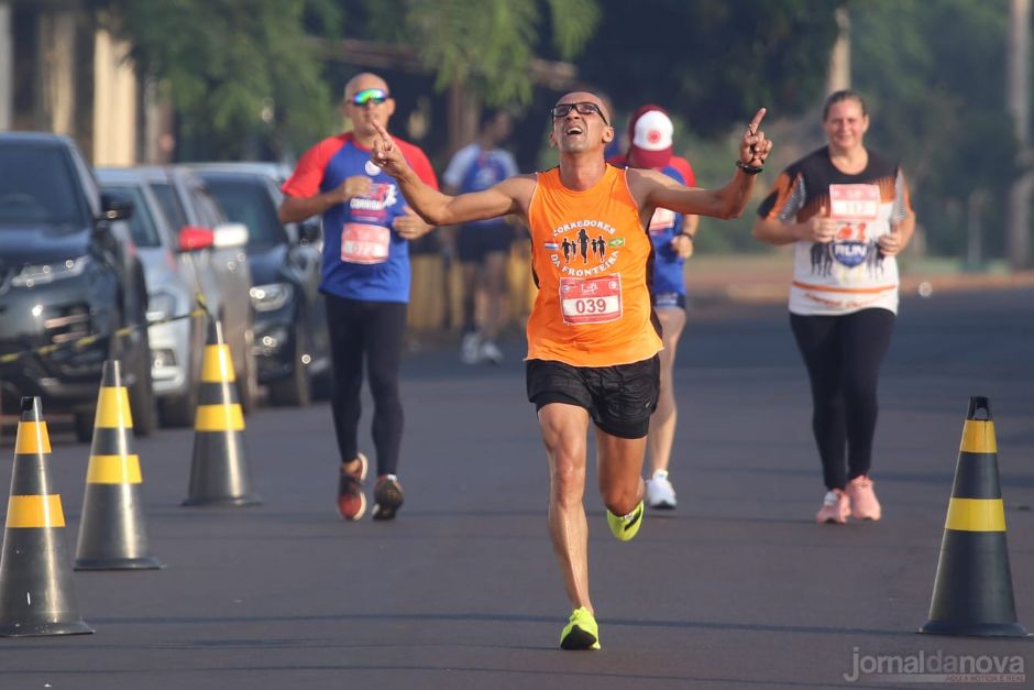 Douradenses lideram o pódio na Corrida Universitária da UCP