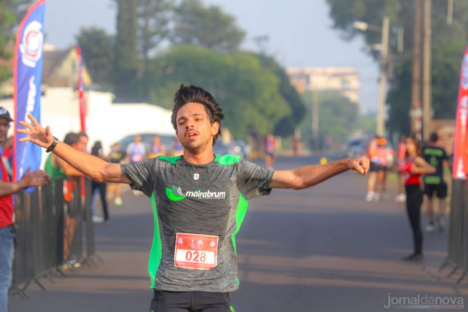 Douradenses lideram o pódio na Corrida Universitária da UCP