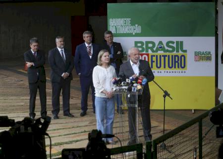 Equipe econômica terá autonomia, mas eu que fui eleito, diz Lula