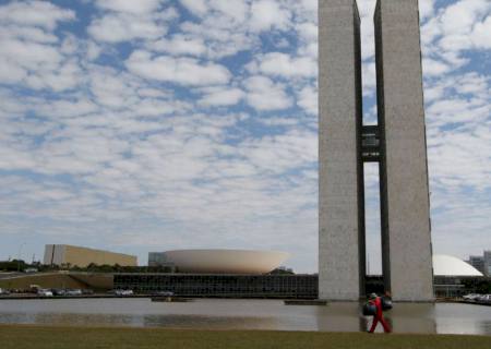 Congresso promulga PEC que isenta de IPTU igrejas em imóveis alugados
