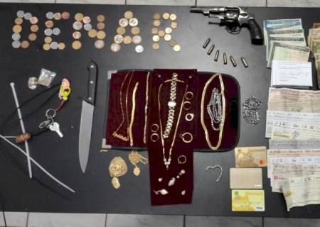 Denar prende autores de roubo em Bonito e liberta casal de idosos que foi mantido refém