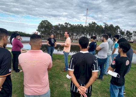 Acadêmicos de engenharia de produção da UFMS realizam visita técnica ao Aterro Sanitário