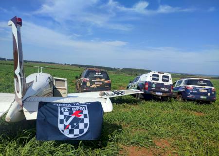 Após pouso forçado, avião com drogas e armas é apreendido em Itaquiraí