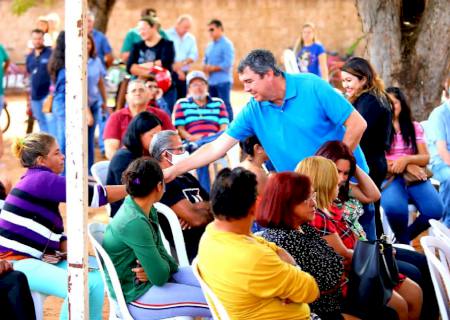 Riedel caminha pelo comércio e ouve a população em Taquarussu, Nova Andradina, Brasilândia e Santa Rita