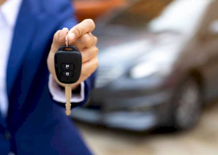 Financiamento de automóvel popular fica R$ 11 mil mais caro com alta dos juros