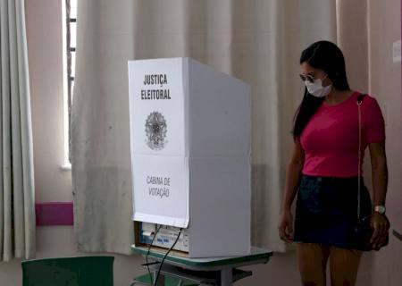 Eleições 2022 mantém maioria do eleitorado feminina, com 53%