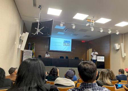 Nova Andradina participa de Encontro de Catadores de Materiais Recicláveis de MS