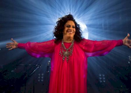 Gal Costa, uma das maiores cantoras do Brasil, morre aos 77 anos
