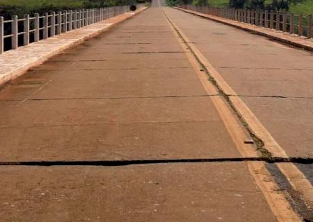 Ponte sobre o Rio Paranapanema na divisa entre os estados de SP e do PR será interditada nesta quarta-feira