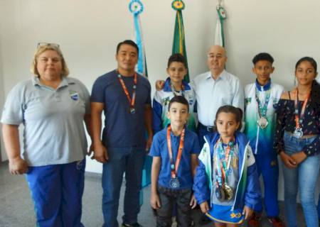 Atletas nova-andradinenses conquistam pódio em campeonato estadual de karatê