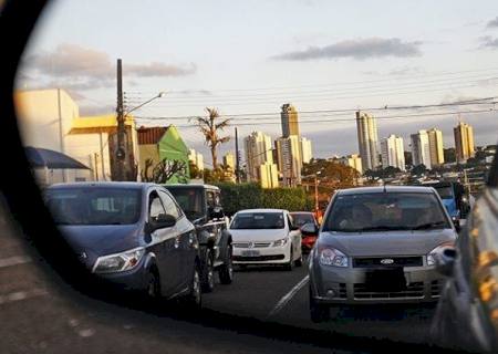 Redução do IPVA e 15% de desconto para pagamento à vista serão mantidos para 2023