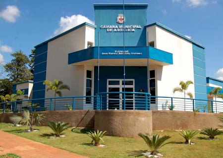 MPE ajuíza ação e justiça declara nulo o aumento concedido aos vereadores de Angélica