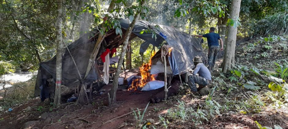 PF e Senad encerram mega operação com 82 ton de maconha destruídas na fronteira