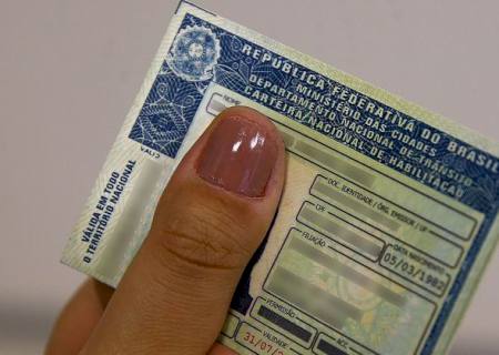 Justiça estabelece regras para bloqueio de CNH e cartões de crédito de devedor