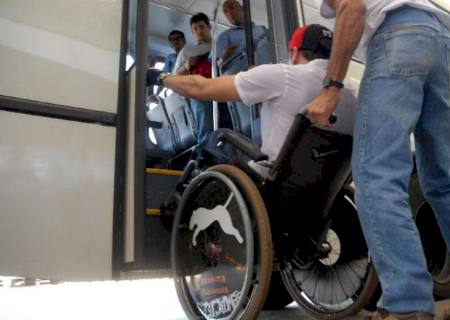 Preconceito atinge 3 em cada 4 pessoas com deficiência ao se deslocar