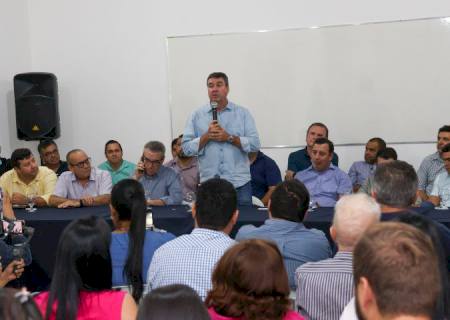 Governador reafirma compromissos e garante investimentos para população de Aquidauana