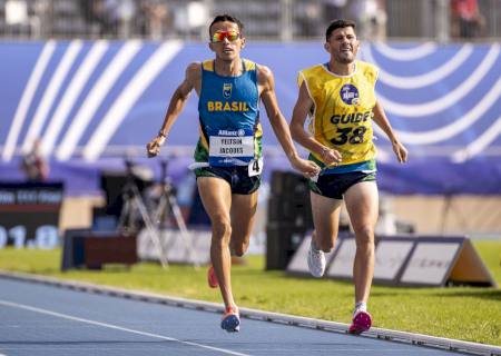 Yeltsin Jacques é campeão mundial de paratletismo nos 1.500m