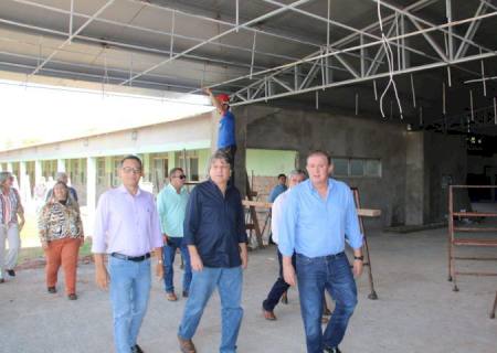 Secretários percorrem obras executadas pelo Governo em Bela Vista e recebem demandas para novas parcerias