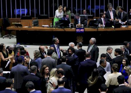 Câmara aprova urgência para votação da minirreforma eleitoral